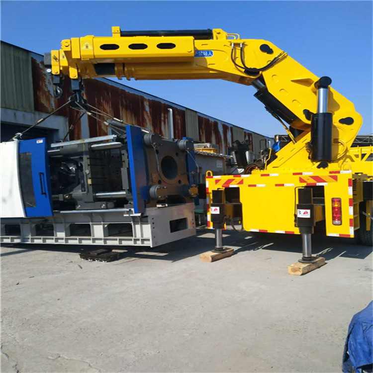 台江 大吨位折臂吊出租费用解析：一小时租赁多少钱