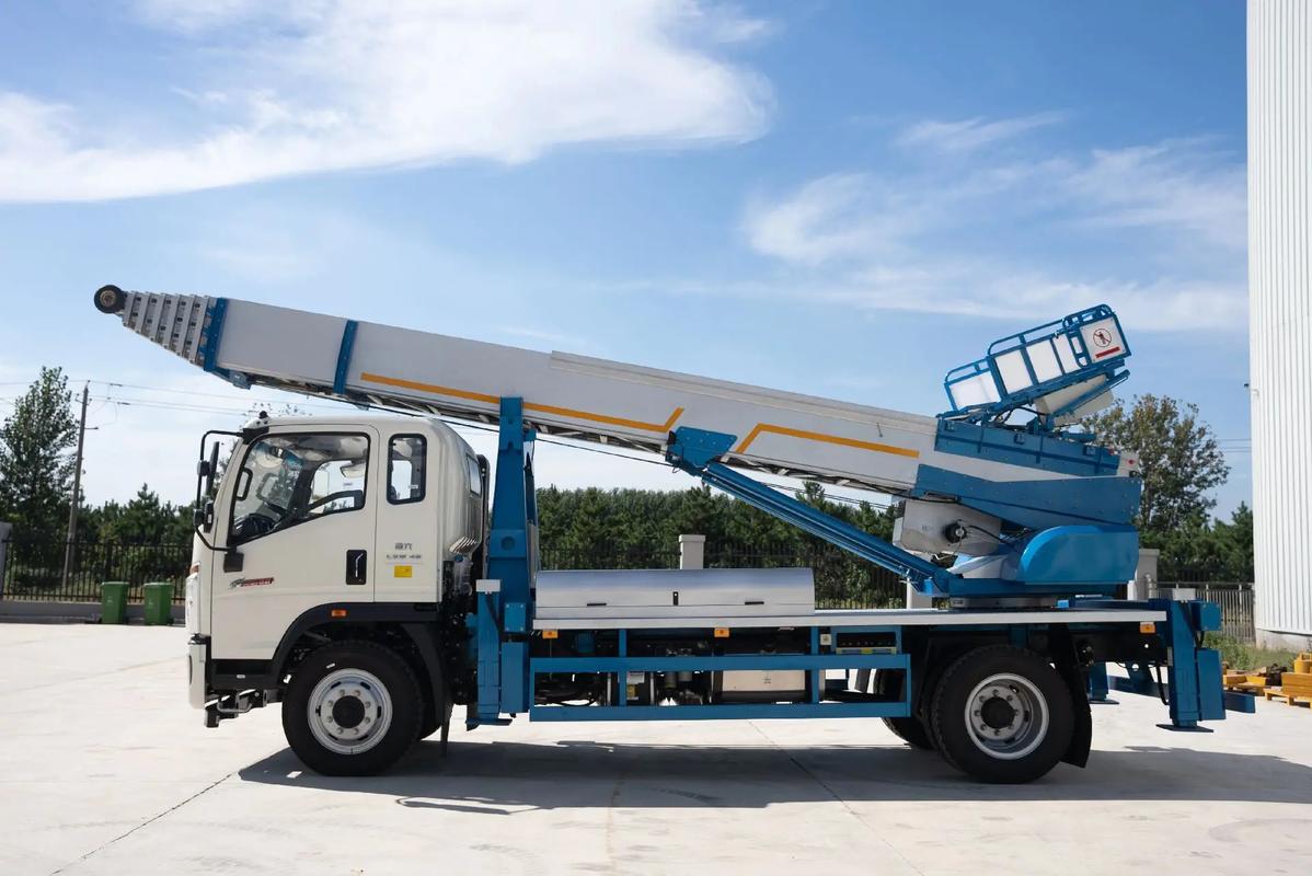 台江云梯上料车租赁费用