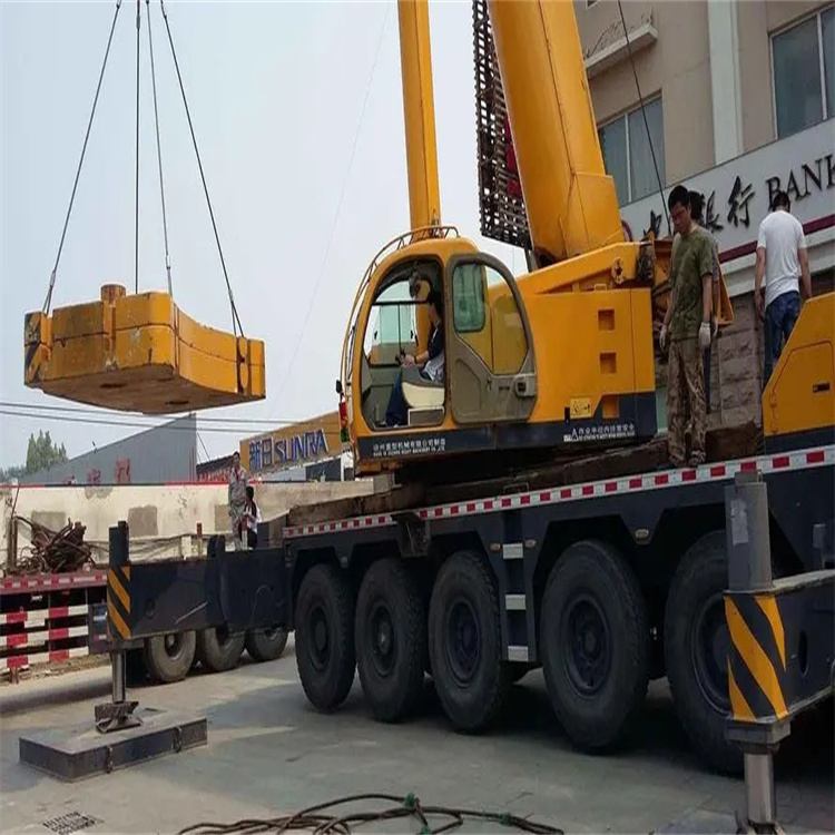 台江当地吊车出租|机器吊装|75吨|工厂搬迁服务